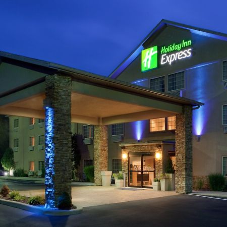 Holiday Inn Express Mount Pleasant- Scottdale, An Ihg Hotel Bagian luar foto