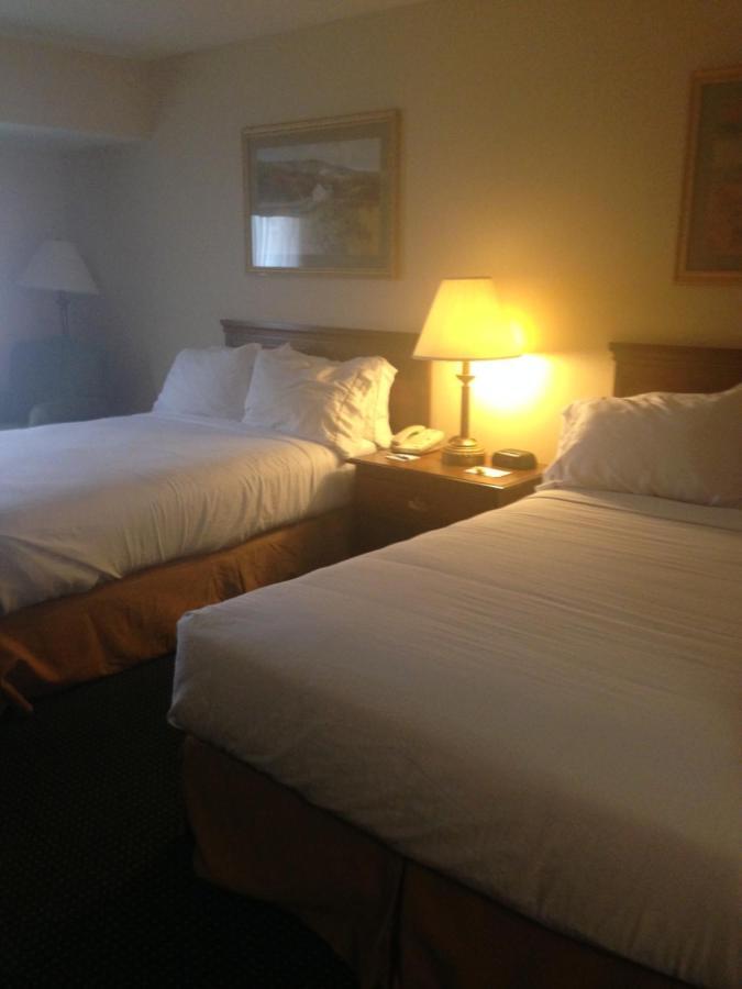 Holiday Inn Express Mount Pleasant- Scottdale, An Ihg Hotel Ruang foto
